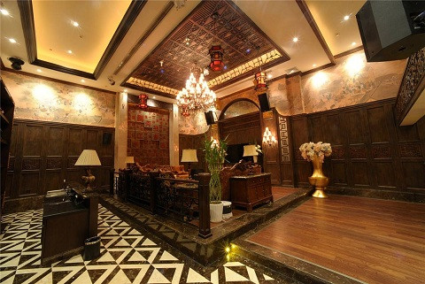 青秀哪个KTV真空陪酒妹子服务好